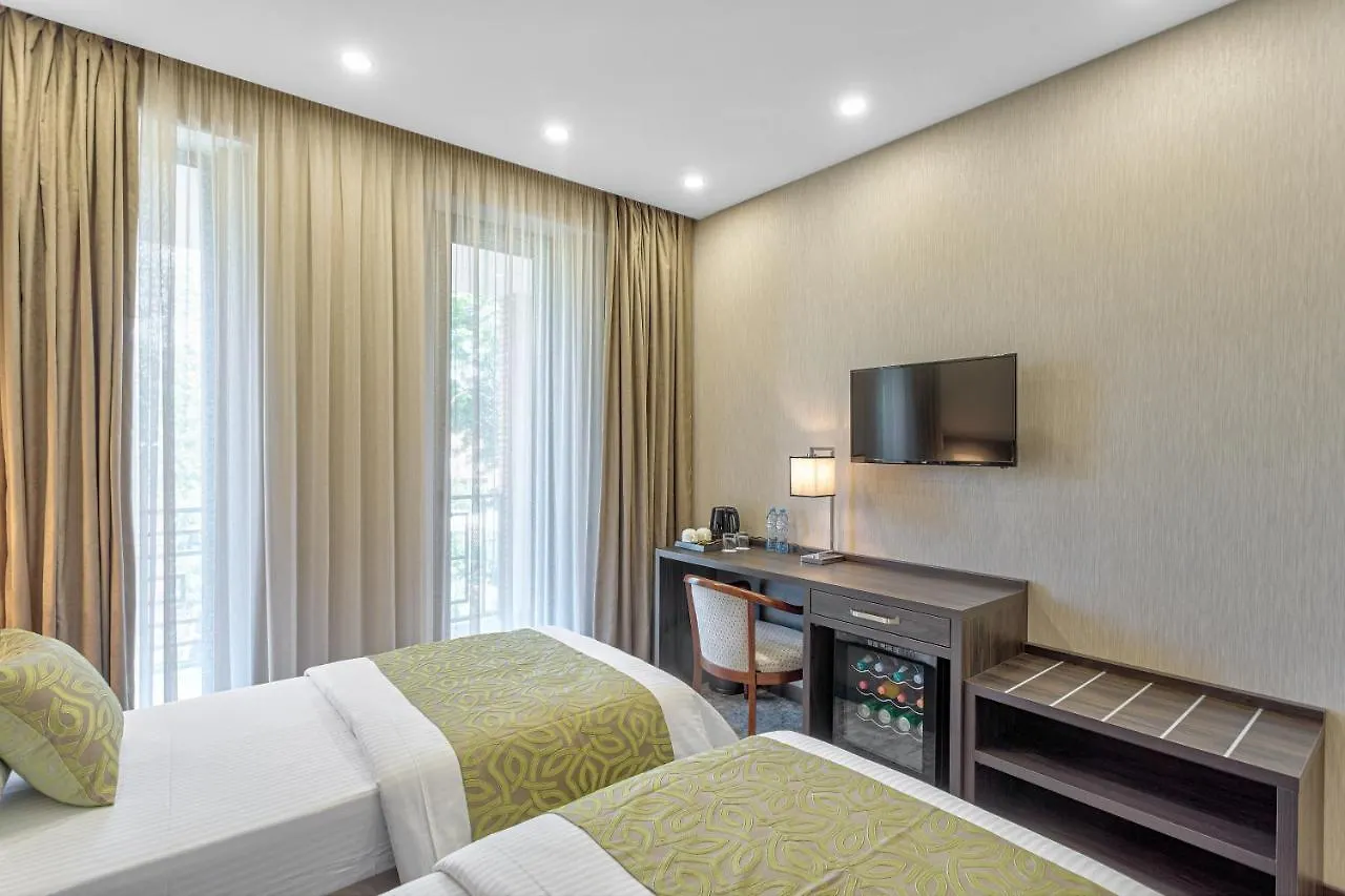 Vinum Hotel Tbilisi 4*,  Gruzja